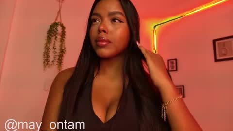 Snapshot of meggancarter chatting on December 2025 07:00:01 PM online show from December 2025 07:00:01 PM