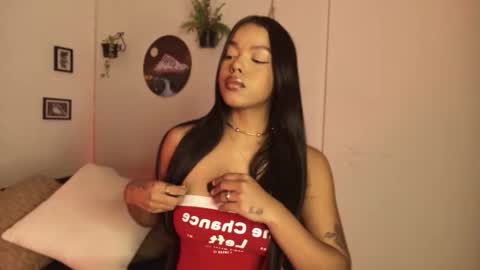 Snapshot of meggancarter chatting on February 2026 12:33:02 AM online show from February 2026 12:33:02 AM