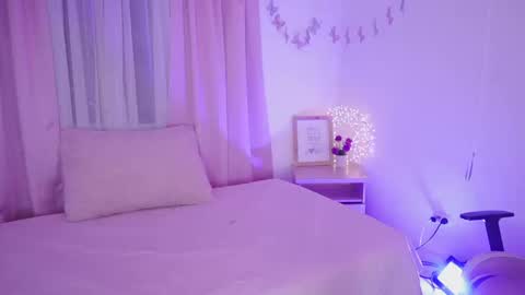 Meggie 1J online show from February 2026 10:32:02 PM