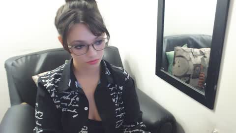 Snapshot of meghan_cherrys chatting on January 2025 02:49:02 AM meghan online show from January 2025 02:49:02 AM