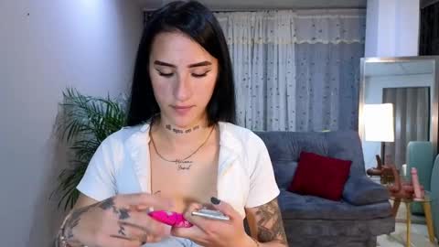 Mei online show from February 2025 01:03:02 AM