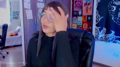 Melissa  -  -  Please help me to reach 100 thumbs up online show from October 2025 04:07:02 PM