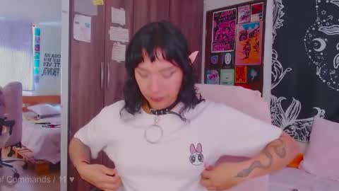 Melissa  -  -  Please help me to reach 100 thumbs up online show from November 2025 05:15:01 PM