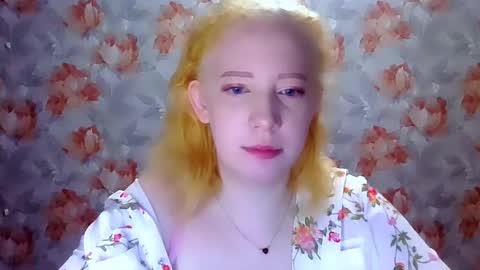 Snapshot of mel_mellie chatting on April 2026 01:08:01 AM Mel Mellie online show from April 2026 01:08:01 AM