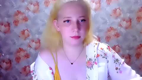 Snapshot of mel_mellie chatting on June 2026 08:54:01 PM Mel Mellie online show from June 2026 08:54:01 PM