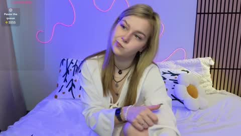 Snapshot of mel_nelson chatting on February 2025 03:27:01 AM Mel online show from February 2025 03:27:01 AM