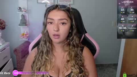 Snapshot of melaany_ chatting on June 2026 12:57:02 AM Melaany online show from June 2026 12:57:02 AM