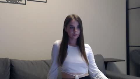 meladams online show from September 2025 07:59:01 PM