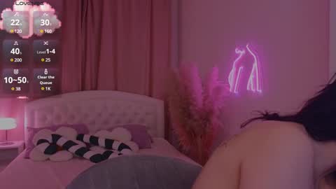 mel online show from December 2024 03:44:02 AM