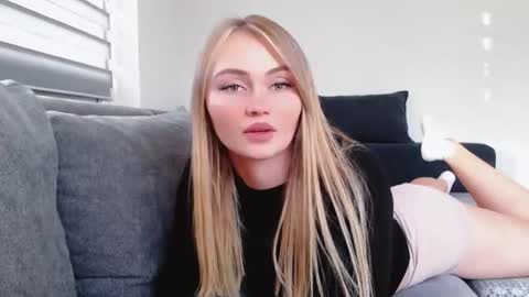 Melania online show from October 2025 02:13:01 PM