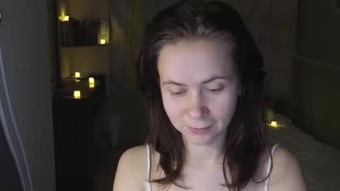 Snapshot of melania____ chatting on December 2025 05:08:02 PM Mila online show from December 2025 05:08:02 PM