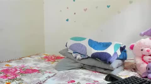 Snapshot of melanie1717 chatting on January 2025 05:38:02 PM Melanie Independent model online show from January 2025 05:38:02 PM