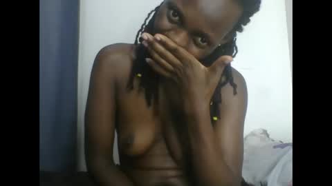 Snapshot of melanie_goddesss chatting on October 2025 01:14:01 AM milly online show from October 2025 01:14:01 AM