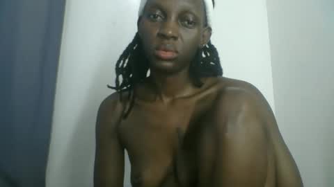 Snapshot of melanie_goddesss chatting on October 2025 11:15:01 PM milly online show from October 2025 11:15:01 PM