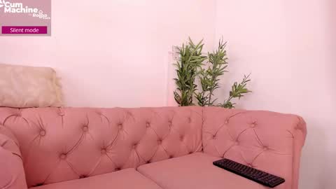 Melanie Miller online show from October 2025 02:14:02 AM