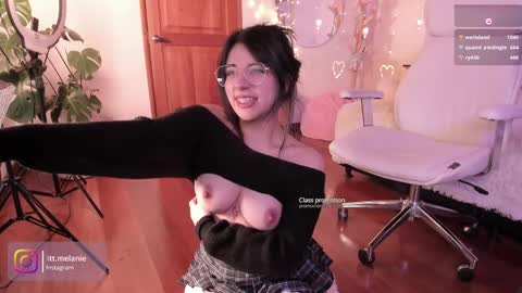 Melanie online show from February 2025 03:16:01 PM