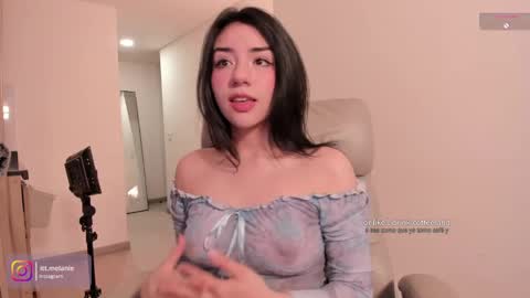 Melanie online show from October 2025 03:54:01 PM