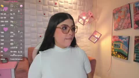 melaniegrayx online show from April 2026 02:43:01 PM