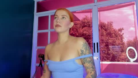 Melanie Roux online show from April 2026 07:37:02 PM