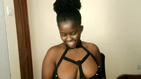 Snapshot of melanin_juicey8 chatting on July 2026 05:04:02 PM melanin_juicey8 online show from July 2026 05:04:02 PM