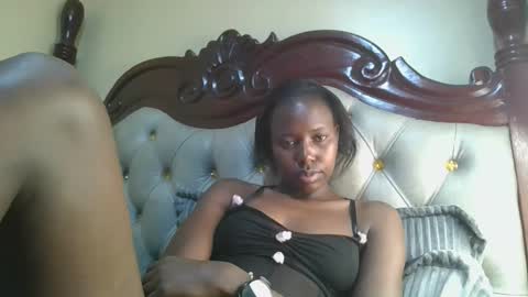 Snapshot of melaninblue chatting on January 2026 04:00:01 PM melaninblue online show from January 2026 04:00:01 PM