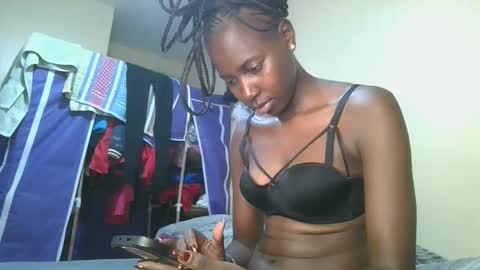 Snapshot of melaninblue chatting on February 2026 12:46:02 PM melaninblue online show from February 2026 12:46:02 PM