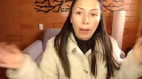 Melanny online show from April 2026 09:08:01 PM