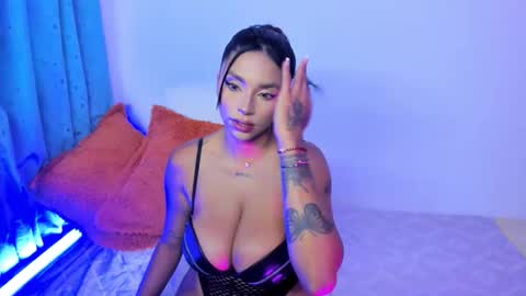 Snapshot of melanny_skies chatting on November 2025 08:20:02 PM Melanny online show from November 2025 08:20:02 PM