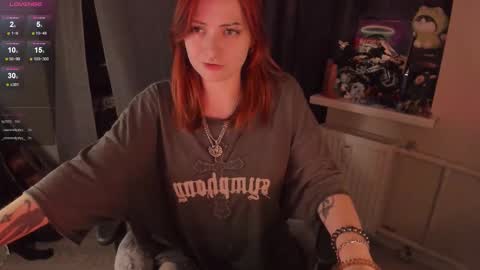 Snapshot of melante_s chatting on November 2025 09:44:02 AM Ash online show from November 2025 09:44:02 AM