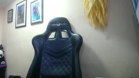 Snapshot of melany_isabella chatting on March 2025 12:48:01 PM melany online show from March 2025 12:48:01 PM