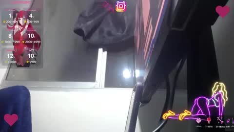 Snapshot of melany_isabella chatting on October 2025 02:43:02 AM melany online show from October 2025 02:43:02 AM