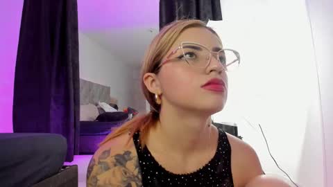 melany_jhonsonn online show from September 2025 07:57:01 AM