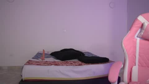 melany online show from February 2025 02:37:01 PM