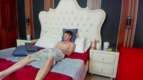 Snapshot of melanyandjecob chatting on February 2026 08:16:01 PM MelanyANDjacob online show from February 2026 08:16:01 PM