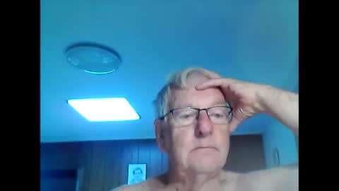 melbourne000 online show from February 2026 03:13:01 AM