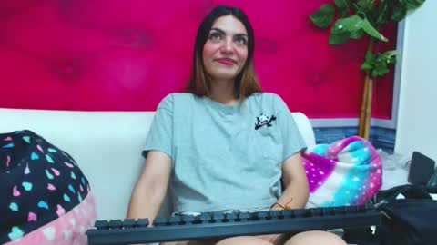 Snapshot of melhiza chatting on December 2024 12:26:02 AM melhiza online show from December 2024 12:26:02 AM