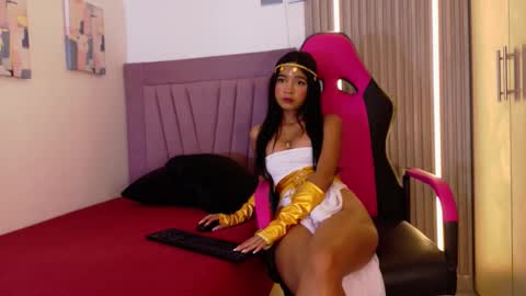 meli_peach online show from October 2025 07:48:01 PM