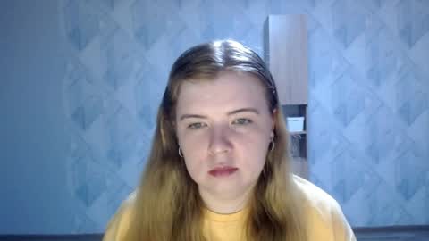 Melina online show from May 2026 06:49:01 PM