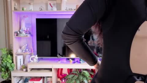 Melissa online show from March 2026 01:25:01 PM