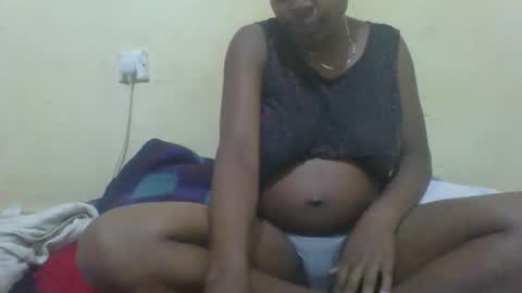 Snapshot of melisah254 chatting on February 2026 05:17:01 PM melisah254 online show from February 2026 05:17:01 PM