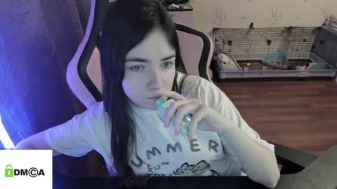 melisanilson online show from February 2025 04:19:02 AM