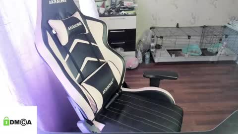 melisanilson online show from February 2025 07:10:01 AM