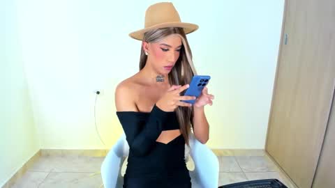 M E L I S S A  online show from January 2026 09:16:02 PM