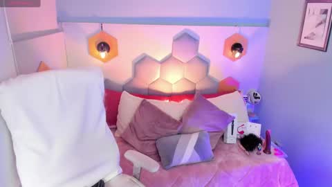 Snapshot of melissa_koster chatting on February 2025 10:26:02 PM Melissa 3 online show from February 2025 10:26:02 PM