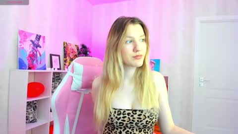 melissa_moooree online show from February 2025 08:31:02 AM