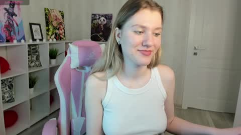 melissa_moooree online show from March 2025 11:42:02 AM