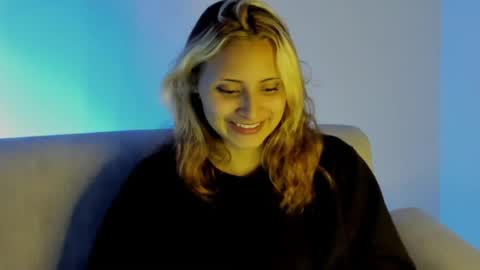 Snapshot of melissa_noir chatting on March 2026 08:20:01 AM melissa_noir online show from March 2026 08:20:01 AM