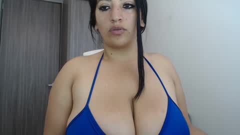 Snapshot of melissa_sexytits chatting on February 2025 03:29:01 PM Lau online show from February 2025 03:29:01 PM