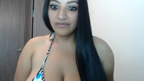 Snapshot of melissa_sexytits chatting on February 2025 09:58:02 PM Lau online show from February 2025 09:58:02 PM