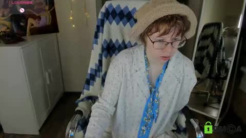 Melissa online show from November 2025 09:37:02 PM